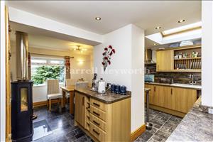 Kitchen dining room