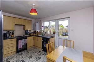 Kitchen dining room