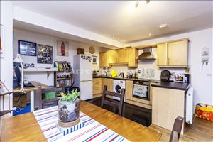 Kitchen dining room