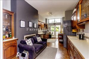 Kitchen dining room