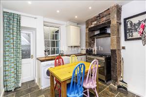 Kitchen dining room