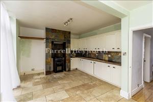 Kitchen dining room