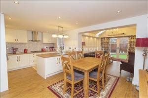 Dining Kitchen Area