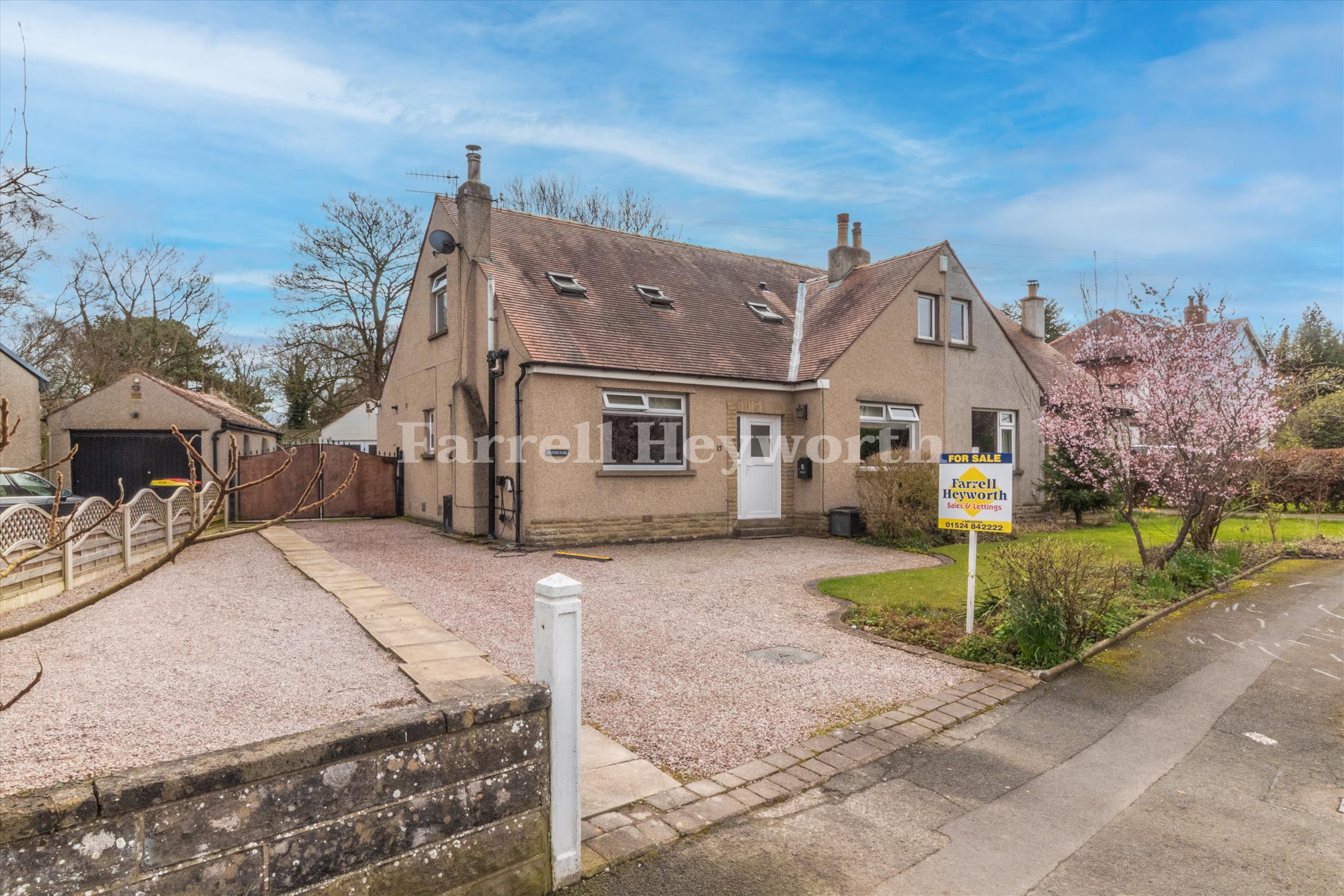 13 Peacock Lane