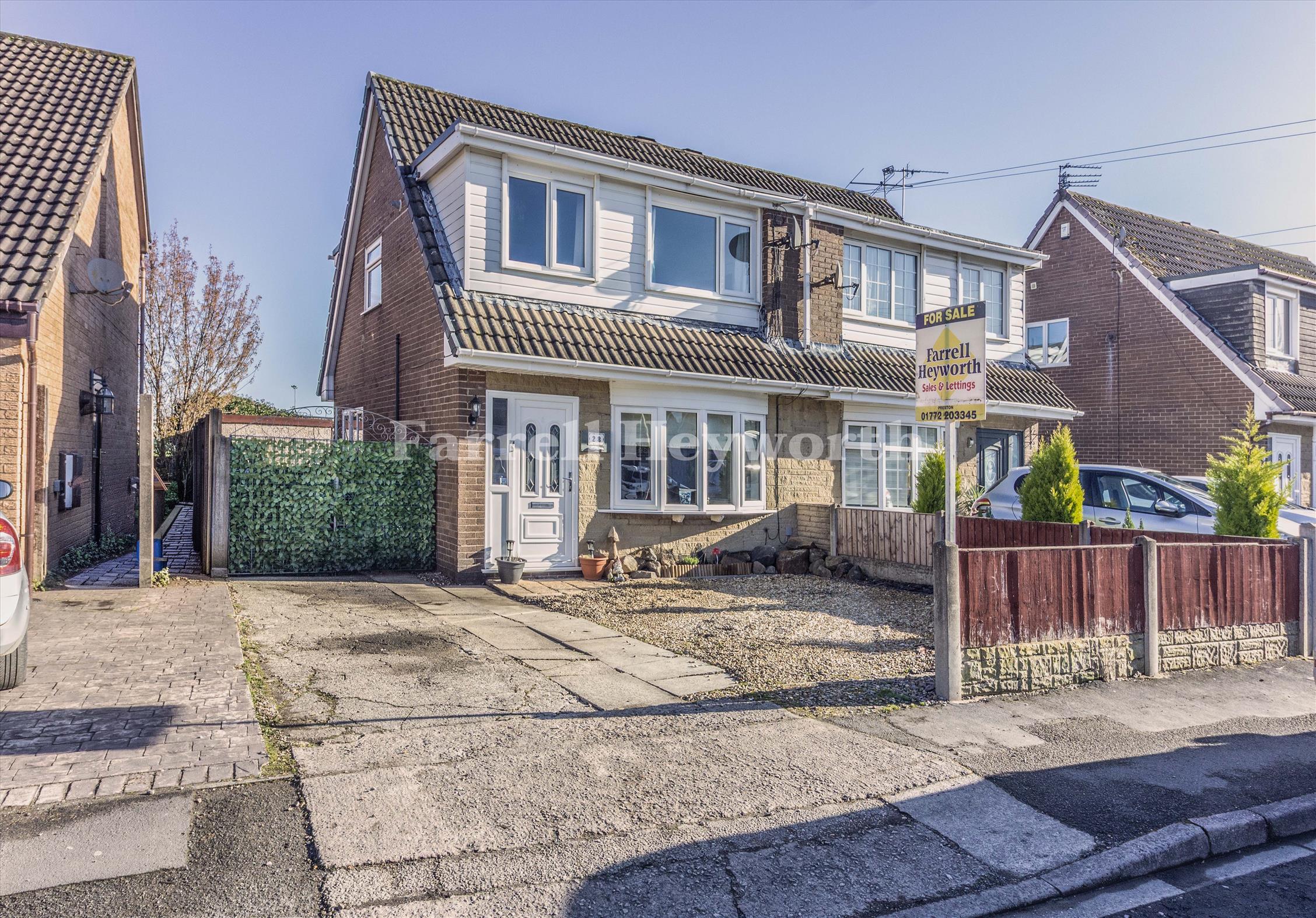 28 Briarwood Close
